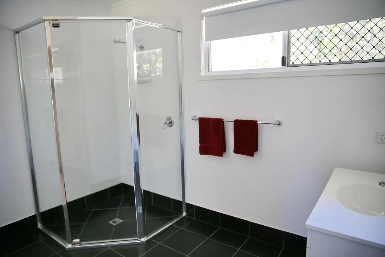 Honeybee Wellness Resort Kandanga Australia
